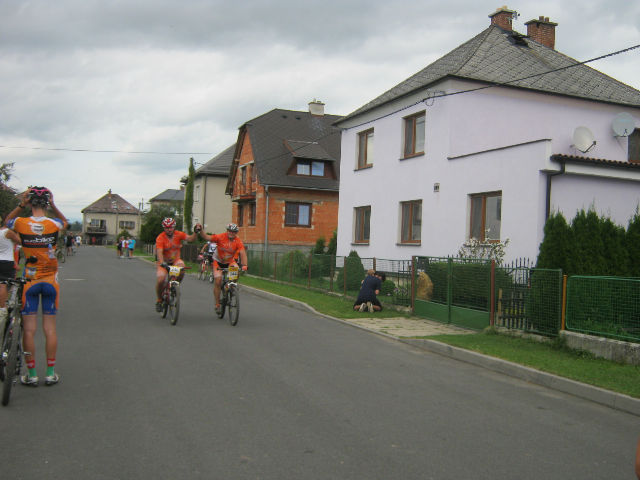 Petr a Zdeněk se blíží do cíle.