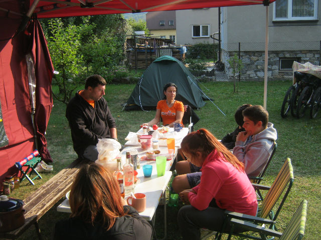 Sobota ráno - snídaně.